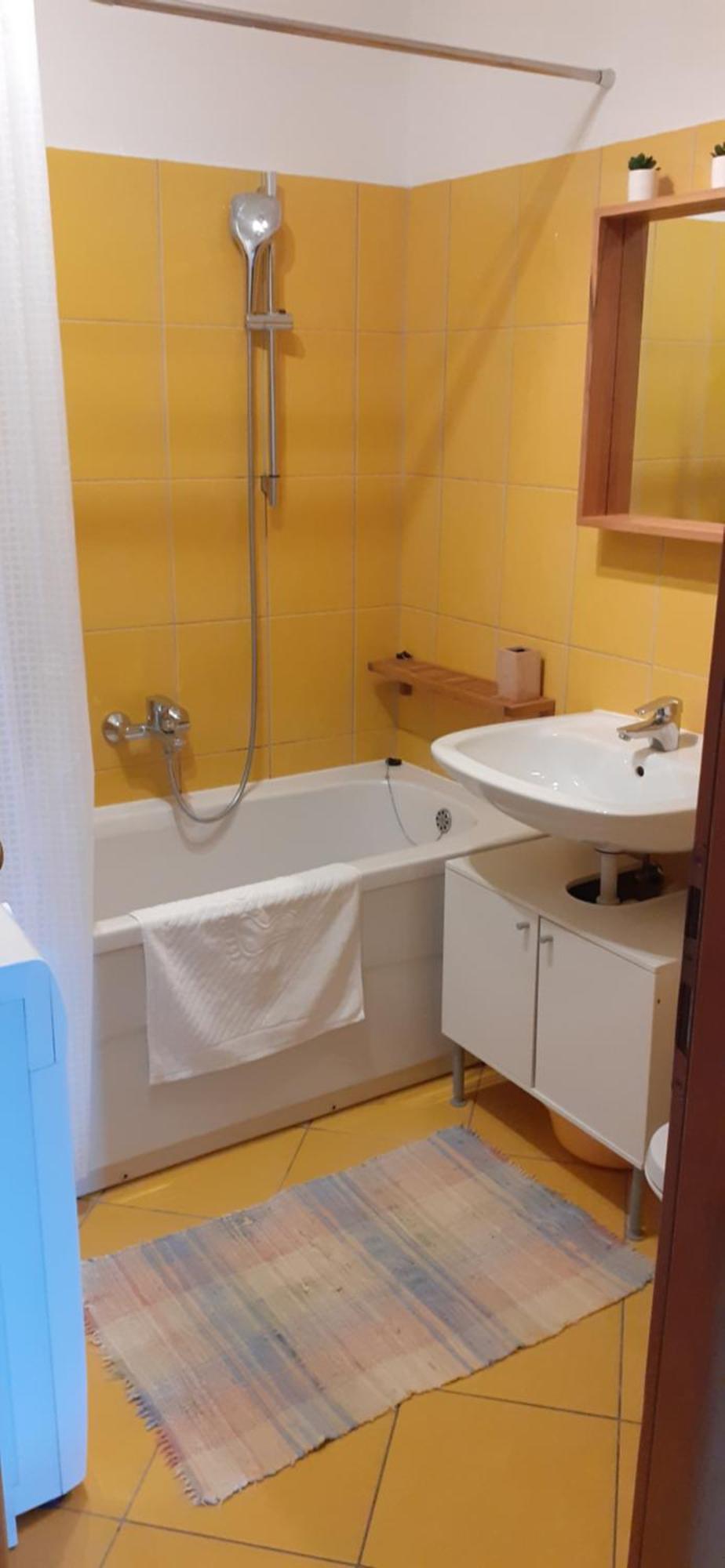 Apartman Mikola With Sea View Trogir Eksteriør billede